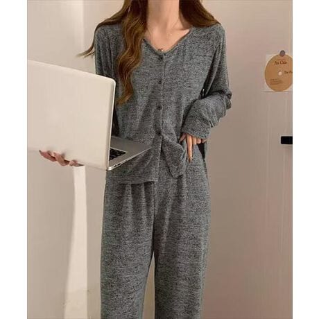fB[X ㉺[EFAROOMWEAR- Pajamas -Ƃł߂Ԃ؁BSn̂[EFA3_ZbgŃbNX^Cył݂Ă͂HIt's time to relax.bNX[hYgbvXEL~\[Epc3_Zbg\nF_炩ĝ݂NїnFTbƂGSI[vtg{^r肪₷ZbgCX[u̒₷J[fBKBpbhL~\[ŒߕtȂNɒ̂|CgIwV[ȔNbvhL~\[ByɐEGXgS̓S􌋂ђ̂ł胊{tIOsBuEMODEL size : L160cm/42kgB:72/W:59/H:82O[MODEL size : L161cm/45kgB:75/W:60/H:88u[n̑MODEL size : L162cm/43kgB:83/W:60/H:80yidlzEňFEFȂELkFEnFȂTCY\mF̏AԈႢ̂Ȃ悤wBTCÝATCY𑪂Ă邽ߑ덷łꍇ܂B@H̊֌WAe̐ӏ(u)y-3cm`+3cmzx́@덷̋e͈͂ƂĒĂ܂̂ŁA\߂܂BîF́AƖ̊֌WŎƑ̈Ⴂ邱Ƃ܂BBn̎ɂÄʒuʐ^ƈقȂꍇ܂BB{̎O͏o˂܂A\߂B[^:roomwear228]