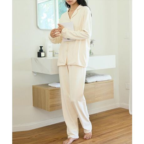 fB[X ㉺[EFAROOMWEAR- Pajamas -Ƃł߂Ԃ؁BCɓ̂났₷[EFAŃbNX^Cył݂Ă͂HIt's time to relax.bNX[h܂闎̂VvȃJ[gy₩ŒSn̂s[`XLn񌳂̒ߕtȂbNX܂I[vJ[݁EEɂ͓J[̃pCsOtI[ṽ{^ŔMɂAɂfUCY̎A@̍ۂɂIXXZbgCX[uő̂ɉYȃtHɎdオyȐSñEGXgS̓SyidlzEňFEFȂELkFEnFȂTCY\mF̏AԈႢ̂Ȃ悤wBTCÝATCY𑪂Ă邽ߑ덷łꍇ܂B@H̊֌WAe̐ӏ(u)y-3cm`+3cmzx́@덷̋e͈͂ƂĒĂ܂̂ŁA\߂܂BîF́AƖ̊֌WŎƑ̈Ⴂ邱Ƃ܂BB[^:roomwear230]