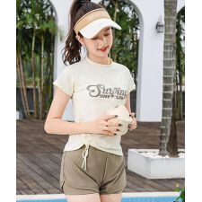 テディショップ(TeddyShop)のキッズ水着 半袖英字ロゴラッシュガードトップス+リボンレイヤード風ショートパンツ 上下2点セット