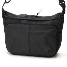 【Newbalance】シンプル機能ショルダー