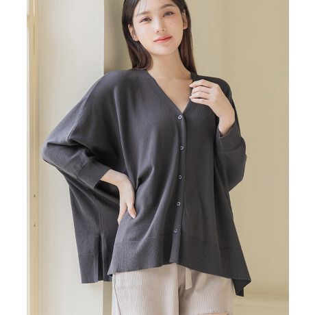 [^:t15]u@\ J[fBKvDȃfUCƑ@\˔AN̈ꒅBӂƏ_炩ȐnAԂɂꂳ܂ɂɏ̐Sn悳炵܂BîVGbgƎp˔J[fBKAȂ̓ɊY܂BV[ɍ킹Ď݂ɊE ItBX₨oł̗[΍ɁE P[vƂāE xr[J[̓悯΍􁡎CɂAX[YɎՂƐngpA360Jo[B͂̎Ղ邱ƂňSvXBɌȂX}[gȃfUCŁAꂽȂy߂܂By₩ŁA^тX[YRpNgɐ܂肽߁AobO̒ł΂炸^тɕ֗BʋC̗ǂ㎿ȑfނA[΍ɂ悯ɂ\ȈꖇɁBCɂȂ镔肰ȂJo[h}X[u̘rݍ݁AKB▭ȏ䊴Ǎ^i`ɃJo[BVlbÑfUCfReƖAǂȃCi[ƂDBAC{[̂݁AnɎ኱̓܂Bɂgp܂ÂɂĐԂ̃VGbgꍇ܂BTCYM / LuyMz:64.5@:78.5yLz:67.5@:83.5TCY̓X^btuō̐lƂȂ܂B̌덷ꍇ܂̂ŁA\߂܂悤A肢\グ܂BiڍבfށFRbg75 iC25%