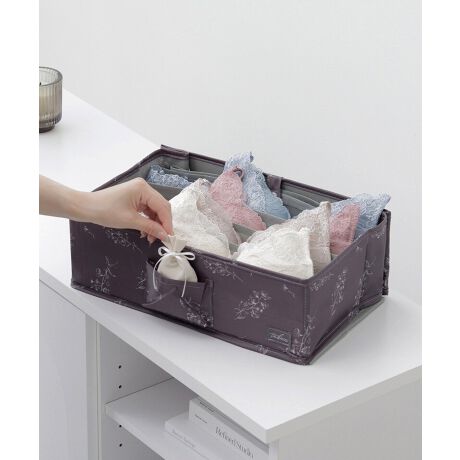 tu-hacci Goods CollectionWF[BOXPiCɓ1ɂ́AʂȏꏊB؂ȉ[gȂhBOXByȕɂ߁zEĐȂE[͂łȂfUCɂ肽E傫TCỸu^ꂳɎ[XĂ[BOXETChƒ̃Xibv{^BOX̂̃TCY\ETVF֗ȃ|PbgtE䎆̒łی`EGJbviA_[80܂Łj[OKRakusia SleepV[Ỹ`R[ԕfUC̗pŁACeAƂĂԂʂ܂BTCYFucF30cmAF36.5cmAF12cmfރ|GXe100