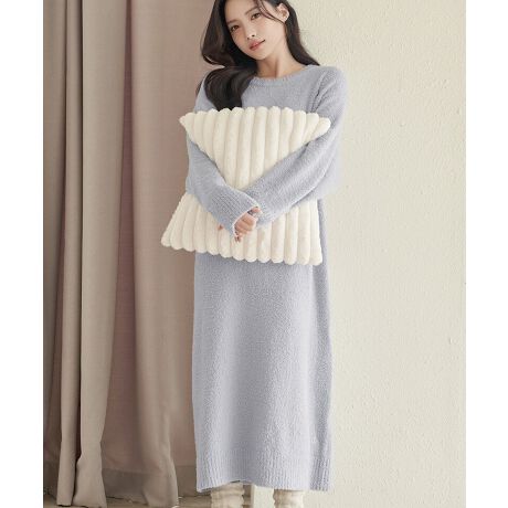 [^:r246]tu-hacci Roomwear Collections[XPî悤ɁAy₩ŗDBP.snowV[Y┲łAl̃jAXtF~jB_炩ȂʂɕĐS܂łق鎞ԁB[YƏiA~̃bNXX^CByȕɂ߁zE났ȂAꂽ͋Cy݂EȂ߂炩Ȕɂ肽Ey₩ȒSnDȕERɑ̌^Jo[ł郋[EFATĂۉ+ւ̂E@ۂ̊ԂɋC܂݁A𓦂ȂEщHAыʂɂȂɂfނgpÊ悤ɏ_炩ȎŉKȒSnEVɂȂɂA^ꂵɂy₩ȃOs[XE悢ICŃ{fBCEȂ݌vEG`ӂ͂܂łۂ蕢OEl܂肷JȂ▭ȃlbNCEƂ肪A茩鑳Ё䊴͑̌^ɂقȂ܂BShJ肰ȂANZgɁBZbgeOs[XPi舵TCYFuiOjF112cmAgF55cmAF51cmAF58cmTCY̓X^btuō̐lƂȂ܂B̌덷ꍇ܂̂ŁA\߂܂悤A肢\グ܂Bfރ|GXe89iC11