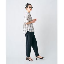 トラックパンツ