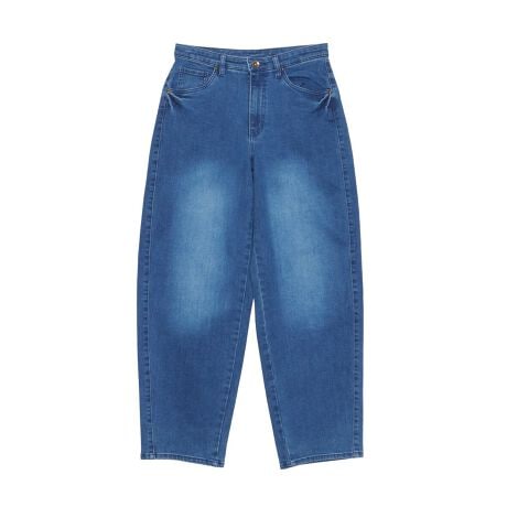 [^:401RC710]_炩Xgb`fj̃pcłB߂̃e[p[hŐׂ߂ɂJ[B[ȃVGbgBEGXg̗Ƀz[S̃AWX^[tŃTCY߂yȍɂȂĂ܂BGHGro(kg|CO2e/)F8.800