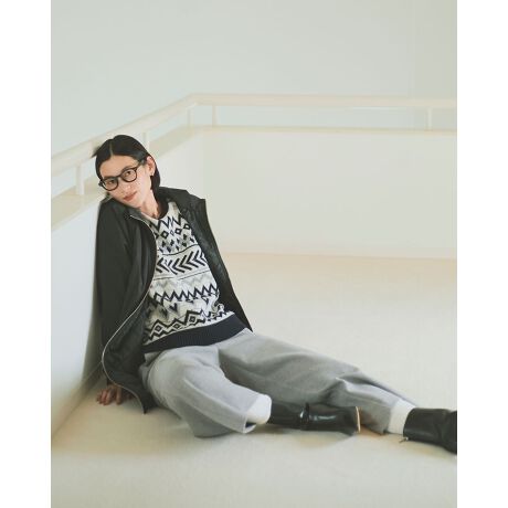 [^:401RE611]E[100̎gpWJ[h̃jbgvI[o[łB~̒ԁAmfBbNZ[^[x[XɊ􉽕vXăWZ炵\IWĩWJ[hjbgłB₷VbNȃmg[J[ƁAANZg̃O[x[X߂łB𒅗p邾ŉ؂₩o邽߁AfjȂǂŃVvɍ킹ĂT}ɂȂ܂BE[100jbgȂ炲ƒł\Ȃ̂ꂵ|CgłBGHGro(kg|CO2e/)F3.400