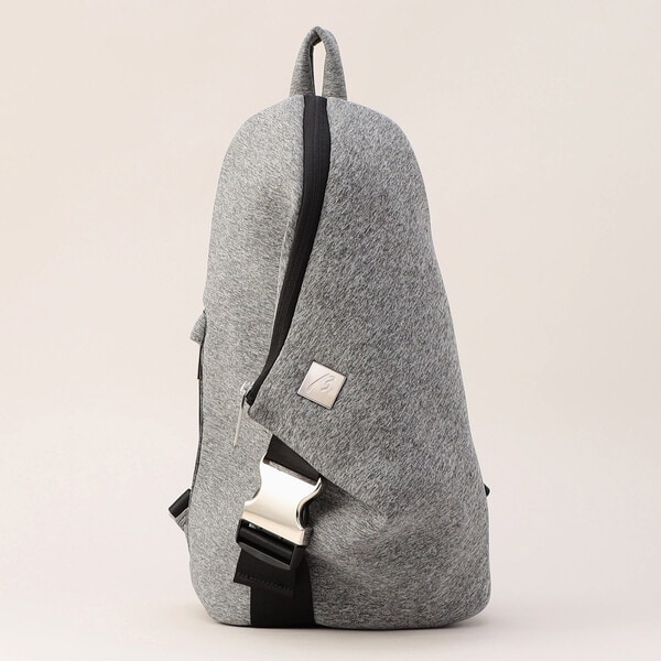 【極美品】BEETA MEN ベータメン ネオプレンアシンメトリー リュック ネオプレーン” アシンメトリーリュック | ベータ・メン(BMEN