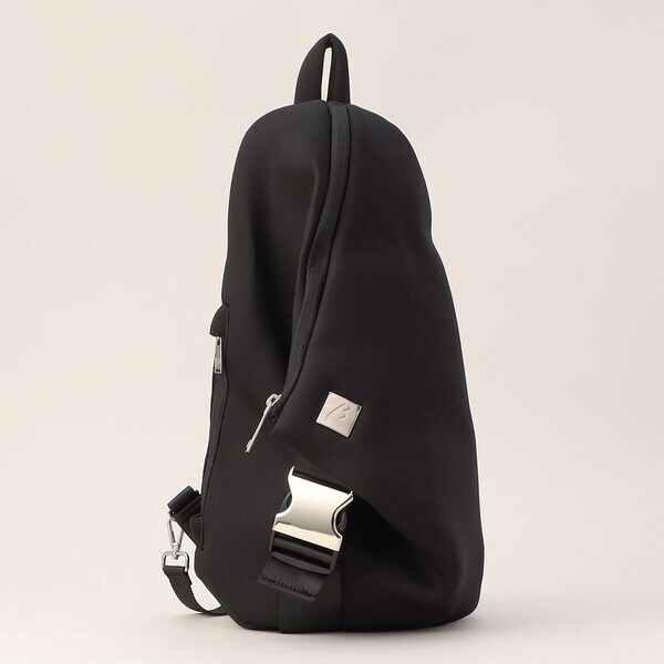 【極美品】BEETA MEN ベータメン ネオプレンアシンメトリー リュック 極美品】BEETA MEN ベータメン ネオプレンアシンメトリー