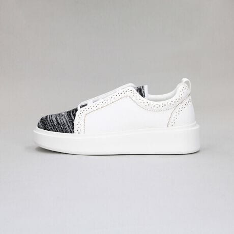 [^ԁF27-49ZK01-205]GA[jbgXj[J[̗ރChVGbg̃Xj[J[łBpc̃VGbgڂɂȂĂĂ܂B̃VGbgɕȂ悤ɃChڂ̃Xj[J[ɂĂ܂BChȃVGbgɂȂĂyL[vAXɍ̗͌̍p3cm͒gɂȂrʂ҂łXj[J[łBۂ̃RrA┓̃RrAۂƃubÑRr̎OFIׂ܂B