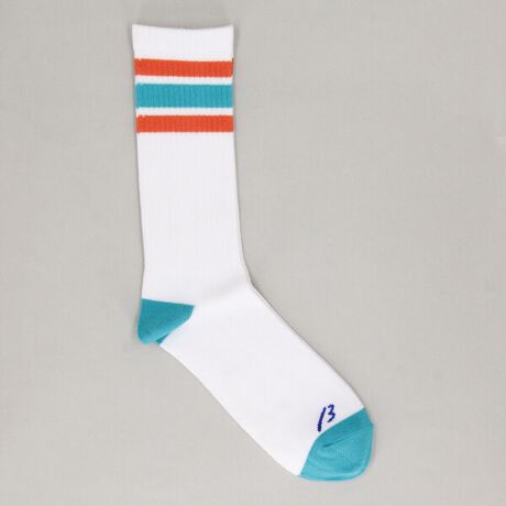 [^ԁF27-54QK01-205]x[^ł͏̃X|[cC̃\bNXłBƂeVĂ܂BJbW̃J[WJ̃fUCłB