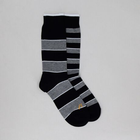 [^ԁF27-54QK03-205]x[^ӂ̕ϑfUC̃N[\bNXłBẼ{[_[sb`̈ႤJtȃfUCɂȂĂ܂BACR̃}[N͂̂킢炵FgpĂ܂B\tgȗSn͉ʂ̃x[VbN\bNXłB