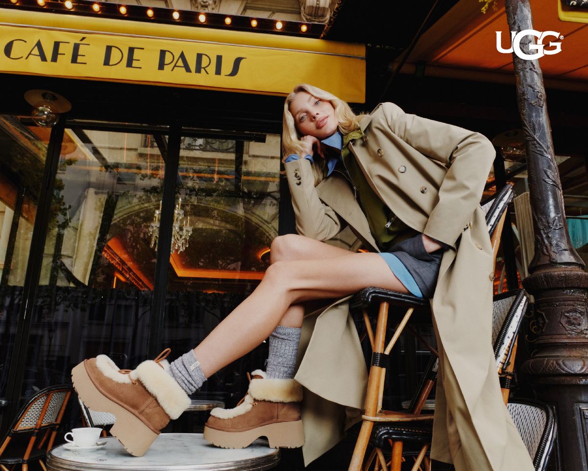 みぃ様　DK UGG スウェード レースアップブーツ　ブラック　ヒール UGG アグ ショートブーツ BROOKLYN CHELSEA ブルックリン