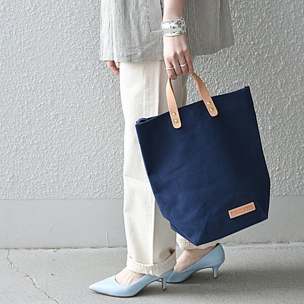 22年レディースファッション福袋特集 シップス Ships メンズ トートバッグ ネイビー トートバッグ Ucs Gob Ve 22年レディースファッション福袋特集 シップス Ships メンズ トートバッグ ネイビー トートバッグ Ucs Gob Ve