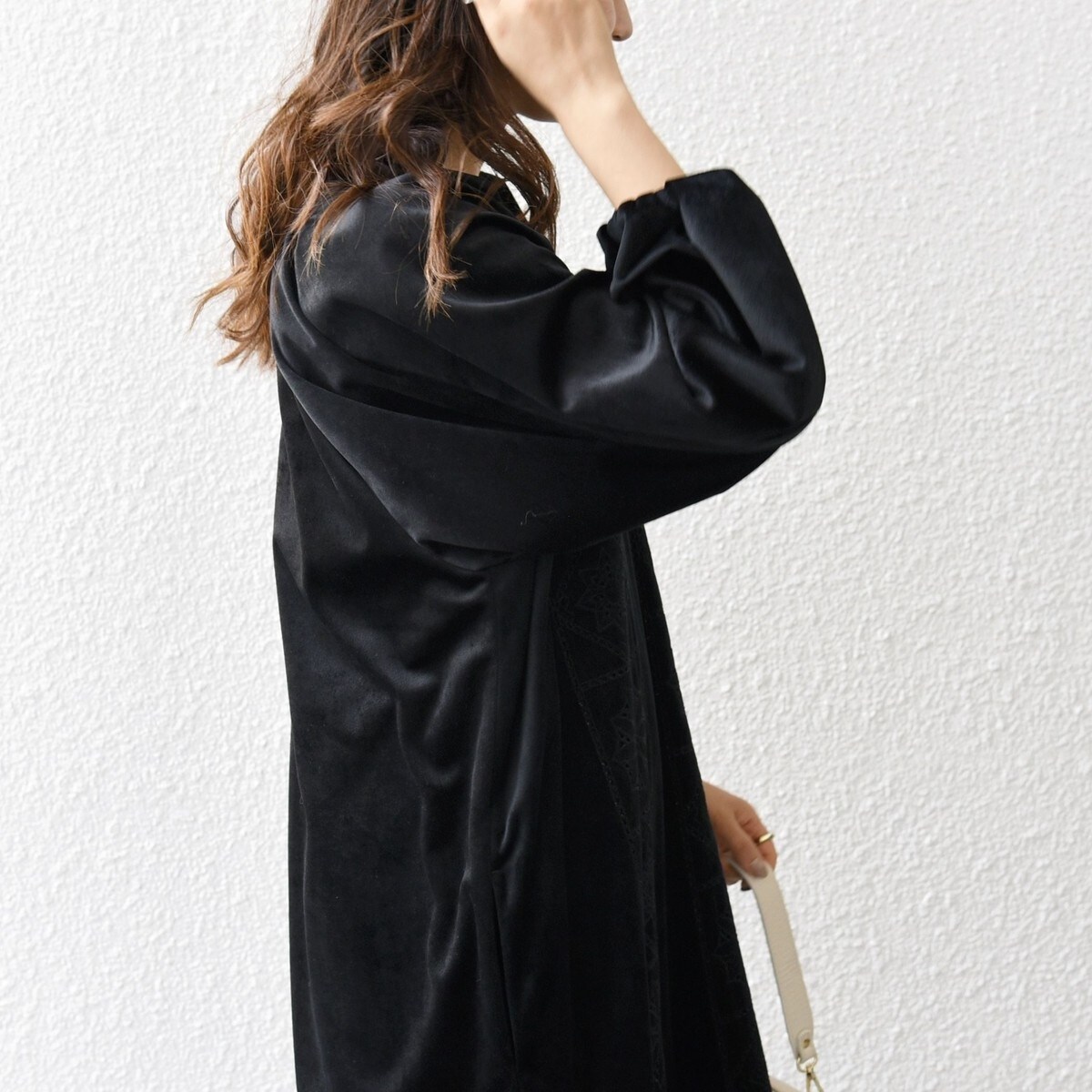 bon_meur:〈洗濯機可能〉ベロア カットワーク ワンピース