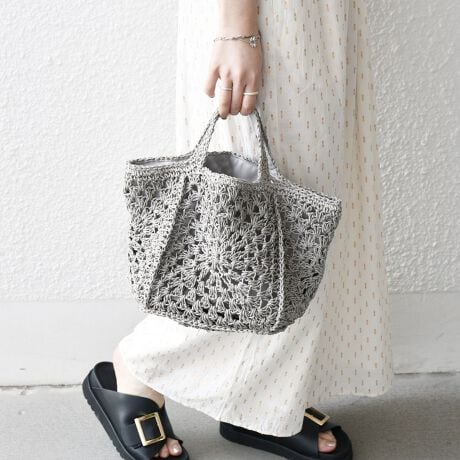 [^ԁF720030071]y25SSzV[Y̐VFuCgO[vuu[voIt[Ɍ长҂݂|CǵAy[p[g[gobOBobǑL̂ŉו̏oꂪ₷ACeB}`Ƃ̂ŁA[͂QłB͗ntĂ̂ŁAו̂S|PbgtĂ̂|CgB邾ŁAR[fBl[gɃV[YvX܂B̐i͐El̎ƂɂčĂ܂B̂ߐFEEvɌ̍悶ꍇ܂A̐ił͖킦ȂunhChvȂł͂͋̕Cy݂Bfނ̓AJ⊾ŔGꂽƂ⋭CꂽꍇACɂщH̍ގ򉻁AFFڍs邱Ƃ܂BӂB򉻂JrȂǂh߂ɍAʂ̂ꏊŕsDzȂǂɕݕۊǂĂBipׂɁAAeV^OEl[KmF̏Ap͂舵BOł̎Be摜́A̓ŐFقȂČꍇ܂Bi̐F́AX^WIł̏ڍ׉摜QƂB摜̏i̓TvłBۂ̏iƎdlAHATCY኱قȂꍇ܂B