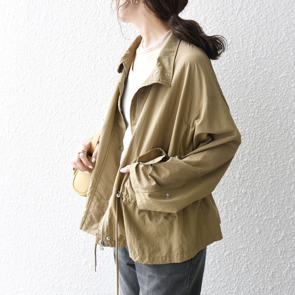 SHIPS any:〈撥水・洗濯機可能〉スタンドカラー ドロスト ショート