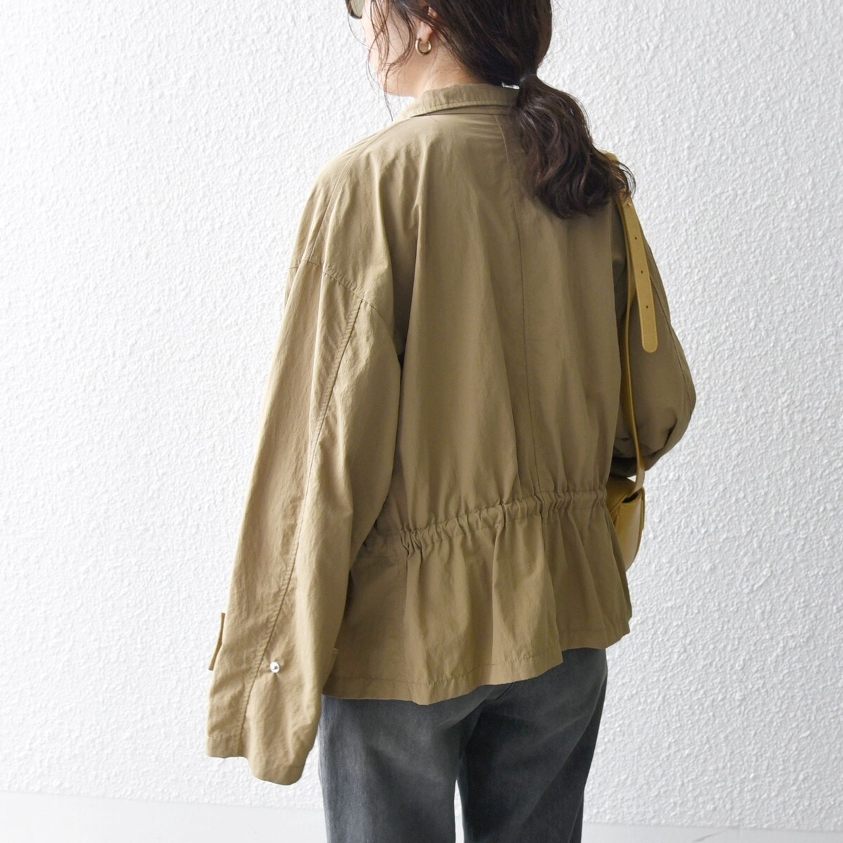 SHIPS any:〈撥水・洗濯機可能〉スタンドカラー ドロスト ショート