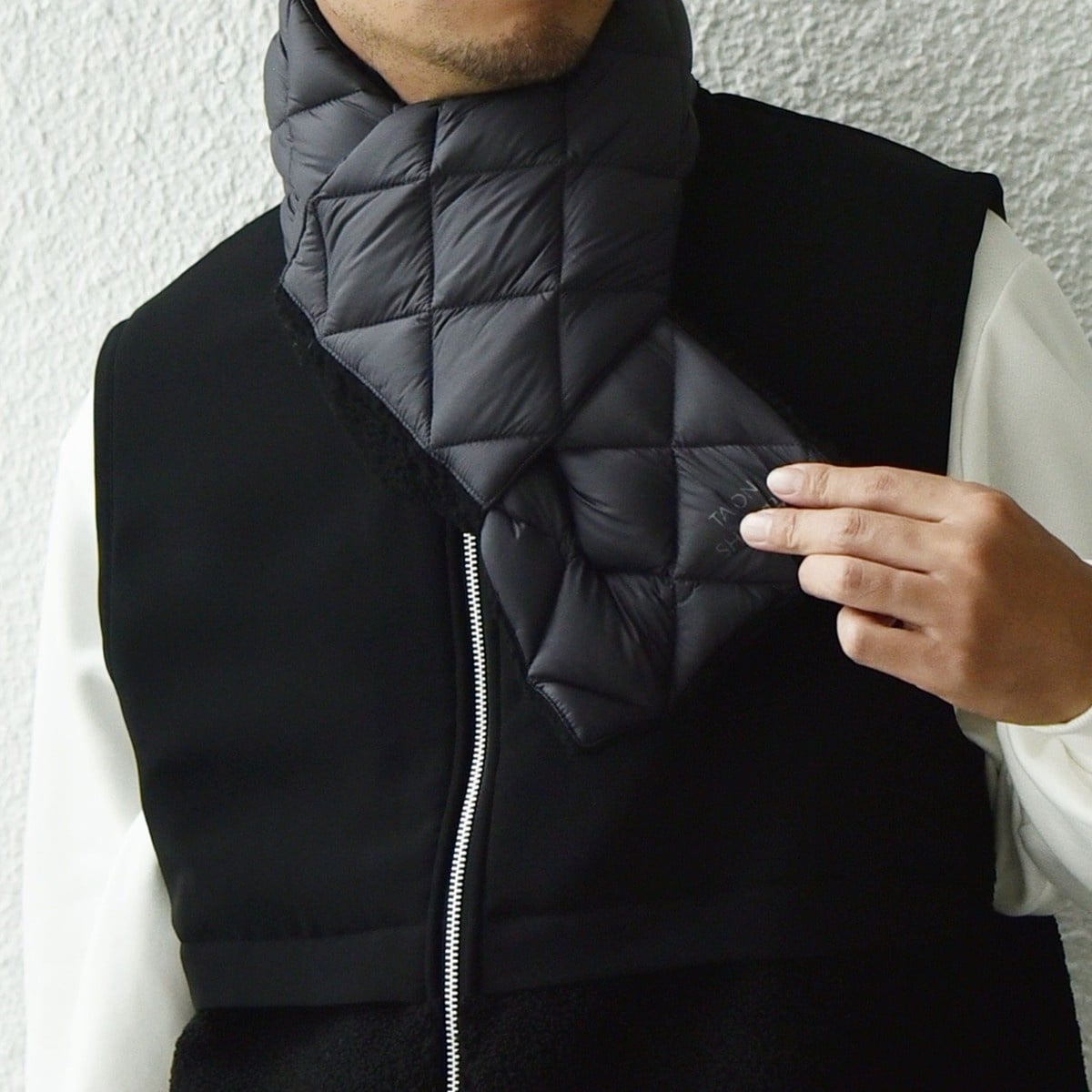 BOILER ROOM / ボイラールーム】OG SCARF | ジャーナル