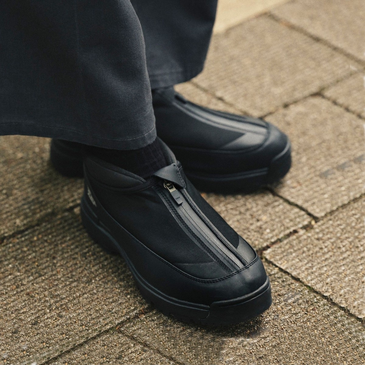 [}C]MOONSTAR 810S: IGOOL Xj[J[/VbvX GjBiSHIPS anyj ubN