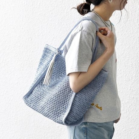 [^ԁF720030110]y25SSz POINT Eybg{g500ml[\V[Y[hՂȁAu₩ȃJ[Õg[gobOBOʂƑʂňقȂ铧҂݂̃V[ggpAfUCvXBɕtAiȃ^bÑ^bZANZgɂȂāɂ̎̒Ȃ̂ŁA^т֗Ȃ̂|CgBfC[g͂A][gV[AEghAɂ߂̃ACeB̐i͎RfނgpA̕𐶂Ď肳ꂽ̂łBRfނւ̐F݂͌̐FZpł͖C␅GȂǂɂF̋ꂪ܂̂ŉJAɂ͏\ӂB܂̋xlĐ삵Ă܂Rfނł̂ŗD舵BTCYEȂǂ̎dオ肪኱قȂꍇ܂AB̐i͖C␅GɂAF̐Sz܂Bgp̍ۂ͏\ӂB܂AGꂽԂő̕Əd˂ĒuȂŉBOł̎Be摜́A̓ŐFقȂČꍇ܂Bi̐F́AX^WIł̏ڍ׉摜QƂBipׂɁAAeV^OEl[KmF̏Ap͂舵B摜̏i̓TvłBۂ̏iƎdlAHATCY኱قȂꍇ܂B