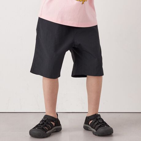 [^ԁF733410016]ӂł􂷂AȃLbYɃsb^̃iCV[gpcyfޓzhC^b`Ɛi􂢂{悤ȃbV[GRAMICCI DURABLE NYLONgpBɗDꊣ₷AfɂΉĂ̂ŁACv[Ȃǂ̐ӂł􂵂܂ByfUCzuh̓1ł҉́uK[bgNb`vɂA180xRȊJro邽߃X|[cɂ₷̂BЎŒłEFrOxgƃC[W[EFXgdĺAݓ̊댯邽߃tFCNŁÃSAWX^[ł̃TCYdlƂȂSob`uh̃[cłNC~OV[ɂ@\cACɓq̂ǂȃV[ɂΉ\ȒԂ̃V[cłIyGRAMiCCiiO~`jz1970NɃAJŁgXg[}X^[hƌĂ΂ꃍbNNC~OE[hĂl̃bNNC}[A }CNEOnグuhłB̃NC~OEGAł͖łAƎ̎@ŋ@\ɕx񂾃EGAɒ肵A 1982NɃJtHjAɂ鏬ȑqɂ炻̗jn܂܂BO~`̐i͒N͂1łA 180xRȊJr\ɂuK[bgNb`vAЎŊȒPɒ߂łuWebbingxgvĂ@\ɕx񂾃ACeIłByӎzipׂɁAAeV^OEl[KmF̏Ap͂舵BBeɂ̓p\REX}[gtHȂǂ̉{ɂāAۂ̐FƈقȂČꍇ܂B@i̐F͏iP̂ŎBe摜QƂB