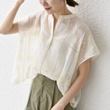 《追加予約》SHIPS any:〈手洗い可能〉エンブロイダリー レース シアー フレンチスリーブ シ