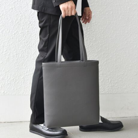 [^ԁF718400016]igrWlXV[܂Ŏgp\ȃVvfUC̃g[gobOyfޓzyȂ₩ȃXvbgU[(v)gpBF̕ωGCWONÂ炢߁AꂪrIȒPȂ̂|CgłByfUCz]vȑȂVvȃfUC̃V_[obOBRpNgȂŒKvȉו[͂ŁA傫߂̃g[gobNقǉוKvȂɃsb^̃obNłB13~14C`܂łPCۂ傫łi15~16C`͓яo\܂jBɂ͏̎[ɕ֗ȓ|PbgtĂ܂B܂A̒͌|₷A莝łnʂɕtȂɐ݌v܂BX[cJWA܂łǂȕɂ킹₷ACyɎĂ܂ByӎzipׂɁAAeV^OEl[KmF̏Ap͂舵BBeɂ̓p\REX}[gtHȂǂ̉{ɂāAۂ̐FƈقȂČꍇ܂B@i̐F͏iP̂ŎBe摜QƂB摜̏i̓TvłB@ۂ̏iƎdlAHATCY኱قȂꍇ܂B