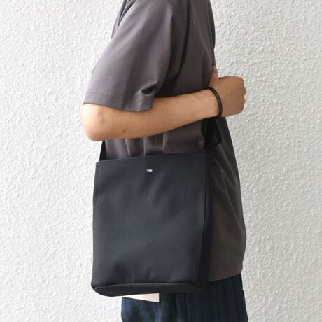 [^ԁF718400020]ifނgpAfUCƎ[͂˔V_[obOyfޓz{́AX[cWPbgɎgĂ鐶nCOABnEHƉxbA❛ɂA[ł܂ŎdˏoオngpĂ܂B{łsȂȉHŏ㎿Ȑn͂̂܂܂ɁA^ꂵɂȂ˔Ă܂ByfUCzs̐ElЂƂJɎdĂ{̃V_[obOBC[̑OオꂼƗ|PbgɂȂ3dlŁA̒Ǝd邱Ƃł܂B[ɂ̓ybg{g𗧂ĂĎ߂z_[BjZbNXȃTCYƃVvȃfUCŁAJbvvwAeqȂǒNĂRɂȂޖ\ȃV_[obOłByFiler/tB[z{̃Vvŋ@\IȃobOWJobOuhB1680fj[ROBIC-AIRiCX[cWPbgɎgĂ鐶nCOAȂǁA̐nIтĂ܂By❛AhɗDꂽobOЂByӎzipׂɁAAeV^OEl[KmF̏Ap͂舵BBeɂ̓p\REX}[gtHȂǂ̉{ɂāAۂ̐FƈقȂČꍇ܂B@i̐F͏iP̂ŎBe摜QƂB