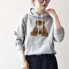 《予約》【SHIPS any別注】THE KNiTS:〈洗濯機可能〉ロゴプリント フーディ パーカー