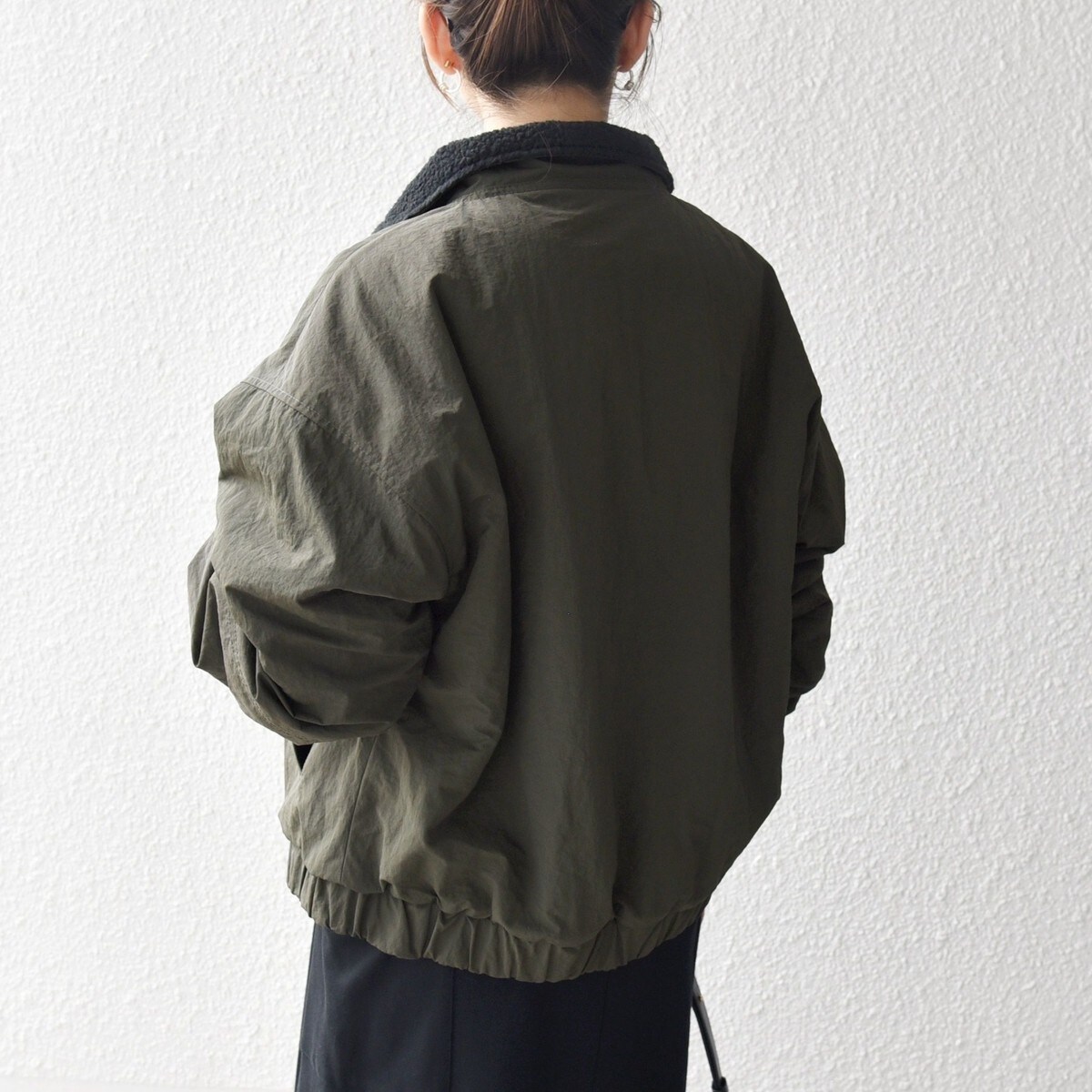 SHIPS any: ナイロン × ボア リバーシブル スタンドカラー ショート