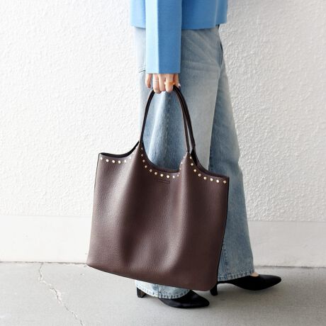 [^ԁF720000119]y25AWzD]ĂobOɁAVFuuEvoIEA4TCY[\Eybg{g500ml[\E|Pbg~1A4TCY܂AN[Ȉۂ̃g[gobOB{̂̊J̓}OlbgdlŒgɂSBVɂ͂肰ȂX^bY炢AVvȒɒ悢ANZgvX܂BO\ȃV_[XgbvtCi[obOZbgɂȂĂAggʋ΂܂ŕL􂷂ACełBqt|[`TCYrF29.0cmF19.3cm}`F9.5cmV_[: 71.5cm`129cmdʁF210giV_[Xgbv܂ށj̐\ɂ͖{̂̃TCYXybNLڂĂ܂BY󋵂ɂX܂ɂĔ̔ꍇ܂B̏íACAGꓙŐF邱Ƃ܂BAnhti𖳗ɈȂŉBɃVi[AxW͂gpɂȂȂŉB݂̐FZpł́ARyяƖɂAʏ̎gpł኱̕ϑސF͔܂BBJ⊾ȂǂɂGꂽԂł̎gp͐FFڍšƂȂꍇ܂̂ŁA\ӂByуAC͂Bt@Xi[AzbNA{^AAXgbvAxgAobNAO̕tíAgBgpꂽꍇA͋ɓx̕Sꍇ́Atiyѐijꍇ܂̂ŁA舵ɂ͂ӂB̐íAՌ̍ۂ̓e̕ی͏o܂Bɐ@AMAꕨ̔j₷e̕یɂ͓KĂ܂̂łgp̍ۂ͂ӉB܂AedAsȕ̏ꍇ́Aʏ̎gpłij鋰ꂪ܂̂łӉBOł̎Be摜́A̓ŐFقȂČꍇ܂Bi̐F́AX^WIł̏ڍ׉摜QƂBipׂɁAAeV^OEl[KmF̏Ap͂舵B摜̏i̓TvłBۂ̏iƎdlAHATCY኱قȂꍇ܂B