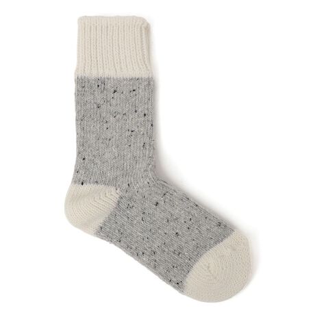 [^ԁF728060003]y25AWzƕ҂܂ꂽ݂̂lbvV[Ỹ\bNXBFXȎ킹AJtȔzFڂ䂫܂Bpc̐炿ƌĂłB悭݂̂鐶nA₦₳߂Ă܂BOopƂĂ͂񃋁[\bNXƂĂ߂łByH FOOT WEARziGC`tbgEFAj1988NɃ|gKkőnƂAE[ՂĂȂቿiARXgptH[}XɗDꂽiEŕ]ĂuhłBnƎ҂NjbgHœĂoAlXȐFfނ̈قȂ鎅nZpŕGɕ҂ݍ񂾁A[bpȂł͂̃J[O͂̈ɂȂĂ܂BOł̎Be摜́A̓ŐFقȂČꍇ܂Bi̐F́AX^WIł̏ڍ׉摜QƂBipׂɁAAeV^OEl[KmF̏Ap͂舵B