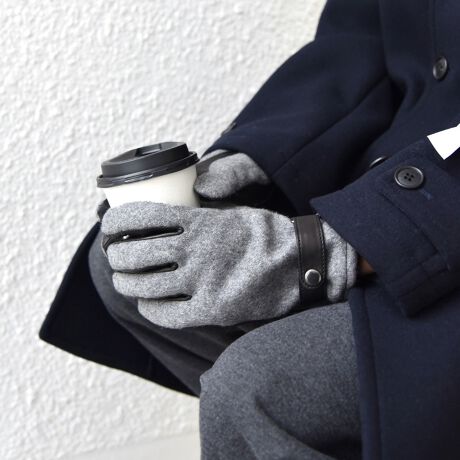 [^ԁF718780046]pɂMtgɂ^b`plΉAiȈۂ̃E[~U[O[uyfޓzbɂ͌y_炩Â݂E[fނgpBnɂ͔肪ǂȋNёfނ̗pAG߂łKȒSnB̃xgɂ͗rvgpÂdオɁBɁAewƐlwɂ̓X}z^b`pl삪\ȓdvgpĂ܂ByfUCzE[ƃU[gݍ킹fUCANVbNŏiȈۂoO[uBLC߃JWArWlXX^C܂ŕL}b`܂B̃xg悢ANZgɂȂAŜ߂fUCɁB^b`plΉŁAO[u𒅂܂܃X}[gtH^ubg̑\łBjbg}t[ƍ킹ăMtgƂĂ߂̃ACełI----------------------------nFL򊴁Fň݁FߐLkFF----------------------------yӎzipׂɁAAeV^OEl[KmF̏Ap͂舵BBeɂ̓p\REX}[gtHȂǂ̉{ɂāAۂ̐FƈقȂČꍇ܂B@i̐F͏iP̂ŎBe摜QƂB摜̏i̓TvłB@ۂ̏iƎdlAHATCY኱قȂꍇ܂B