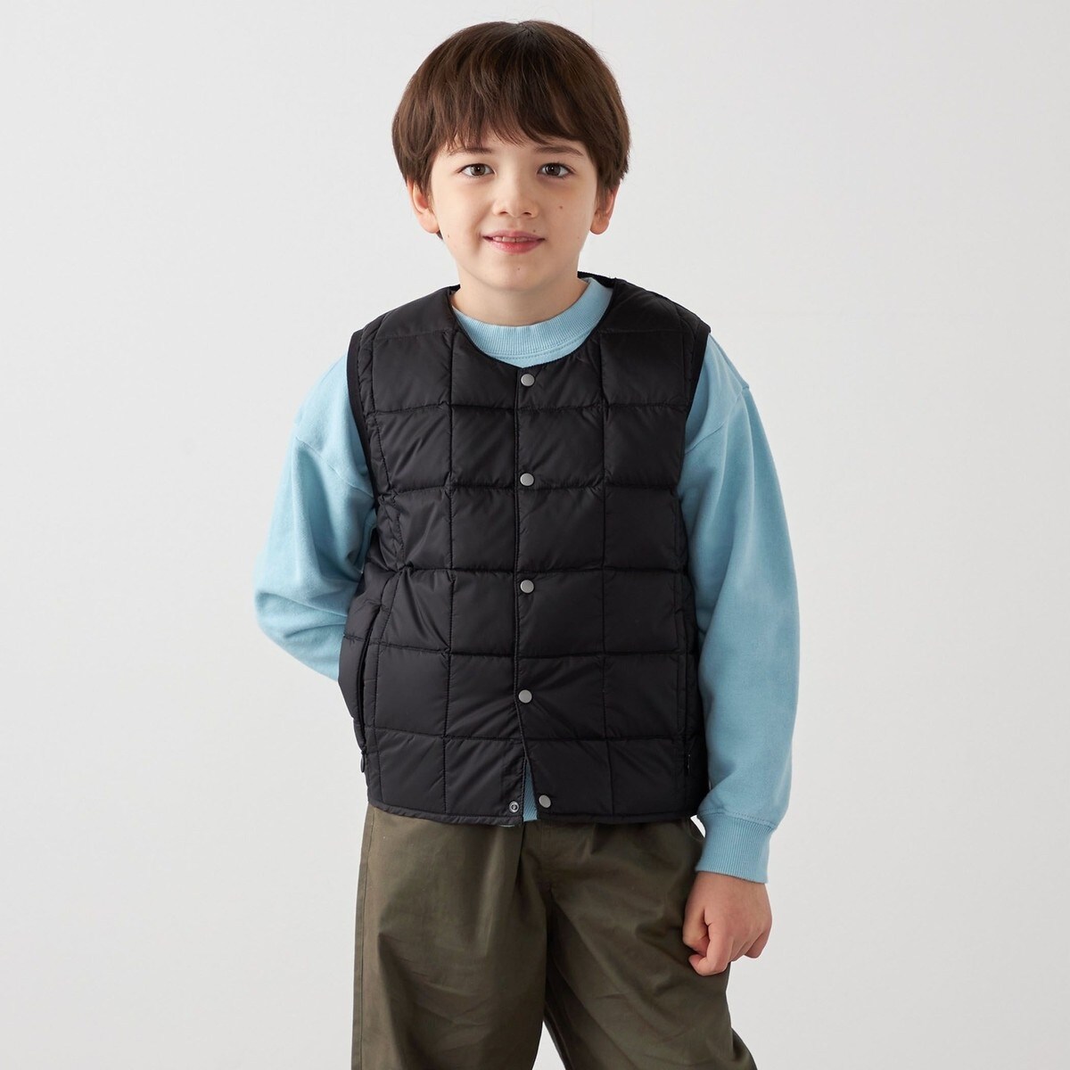 撥水加工】ペプラムフリルタフタダウンベスト(90~150cm) | ベベ(BeBe