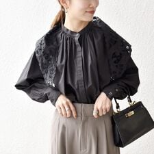 シップス エニィ(SHIPS any)の《予約》bon_meur:〈洗濯機可能〉レース スカーフ付き バンドカラー ギャザー パフ シャツ