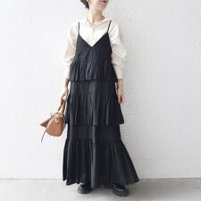 bon_meur:〈洗濯機可能〉ロゴ エンブロイダリー ティアード キャミ ワンピース