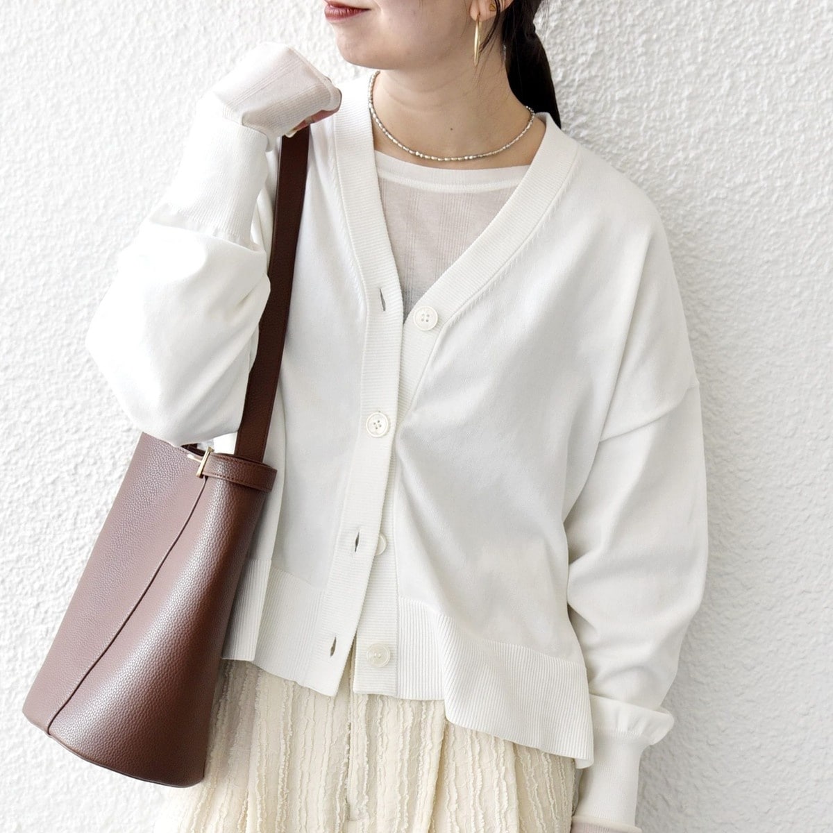 SHIPS any:〈手洗い可能〉リネン ミックス Vネック ショート シアー