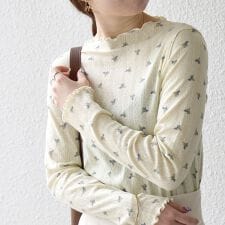 SHIPS any:〈洗濯機可能〉フラワー アイレット ボトルネック メロウ プルオーバー