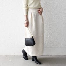 SHIPS any:〈手洗い可能〉フラワー ジャカード Iライン タック スカート