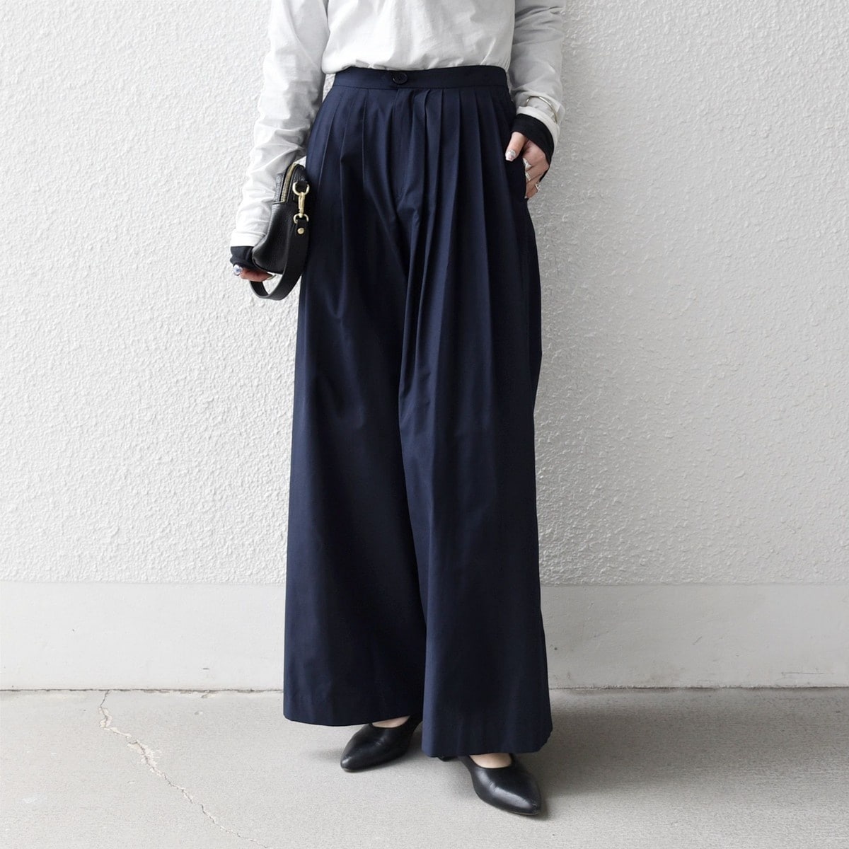 quaranciel:〈洗濯機可能〉ポリエステル スエード ワイド パンツ