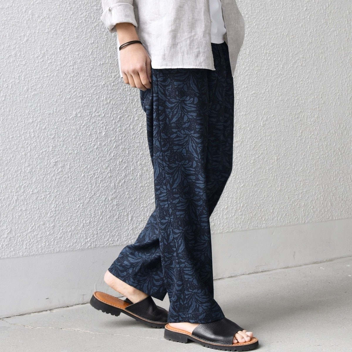 [�}���C]SHIPS any:�qUV�J�b�g�rFUTURE LINEN CANVAS ���l�����C�N �Z�~���C�h /�V�b�v�X �G�j�B�iSHIPS any�j �_�[�N�u���[