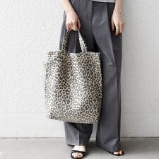 《予約》BINDU: A4 レオパード ジャカード トート バッグ