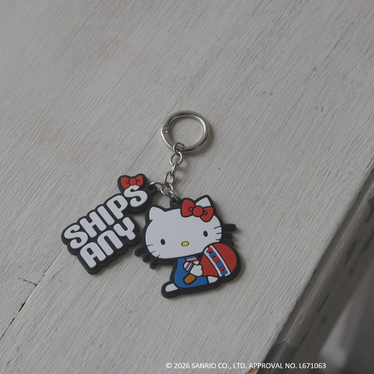 Hello Kitty × SHIPS any: ハローキティ ラバー キー チャーム