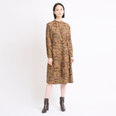 [^ԁF72231217201]H~炵VbNȃJ[̃TTA[gvgs[XBGXjbNȃp^[ƃOtBJȖ͗lgݍ킹_ȃfUC1ő݊̂鑕ɁBX^hJ[AƂɂ^bNfUC|CgBobNt@Xi[ŒE₷AEGXgxg͂D݂ŃIIt̃AW\łBi摜̓TvgpĂ邽߁Aۂ̏iƐFȂǂ̎dlقȂꍇ܂B\߂Bmodel:T. 171/B.80/W.58/H.86pTCYF38