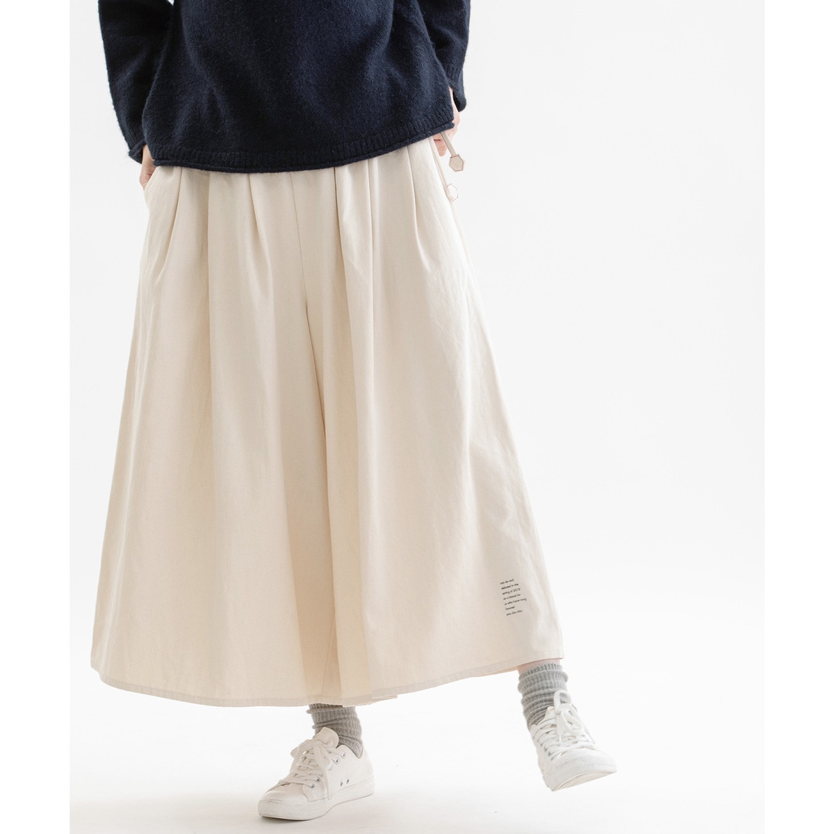 nop de nod（ノップドゥノッド）の「polka ラップ風ワイドパンツ