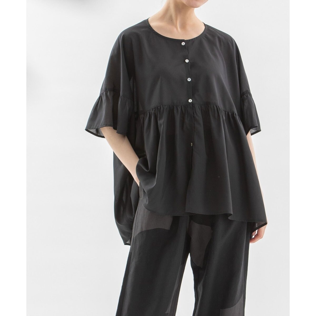 Ciel COOL ローンシアーボリュームラッフルブラウス MORE PRICE DOWN】Ciel COOL ローンシアーボリュームラッフル