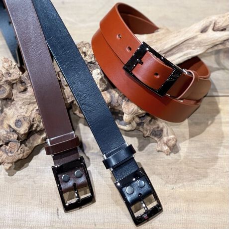 [^:BE-029]ErWlXJWAɂߊvɂƃIC܂܂邱ƂŁAȂ₩ƌ򊴂vXꂽPvivj̃xgBxg͂R.TcmŁAXbNXTGpcȂǗs̃{gɂQBJ[WJx[VbNJ[ŁArWlXV[ỸJ[ɍ킹₷ArWlXJWAe[NɂIXXłB́A킹vł͂ȂPvׁ̈ANgƂŊv݁AƐ[݂Ă܂BobNɃubNR[eBO{ÂdオɁBR[fBl[g̃ANZgɎꂽɂ߂łB܂AobN̓{^ŊȒPɎOłAȂ̃JX^}CYy݂܂BEvgPXTR@-WINS HOUSE ASSOCIATION-Ƌɐ₦ω𐋂hshAL[U[ɑ΂āAVX^CVĂĂWpuhB񌴓_ł镨ɂËuvhmr@gntrdv̖̂ƁhhтĂ܂B{íAHAND CRAFTɂĎRȕ𐶂{vgpiłBfނ𐶂悤ɕ\ʂ̐F~߉HŏɂƂǂ߂ĂׁA̐FFڂA܂J␅Cɂ胀o肷鎖܂BZ̒[ɂĂ̓J[̃C[WقȂꍇ܂