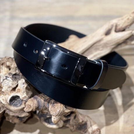 [^:BE-029]ErWlXJWAɂߊvɂƃIC܂܂邱ƂŁAȂ₩ƌ򊴂vXꂽPvivj̃xgBxg͂R.TcmŁAXbNXTGpcȂǗs̃{gɂQBJ[WJx[VbNJ[ŁArWlXV[ỸJ[ɍ킹₷ArWlXJWAe[NɂIXXłB́A킹vł͂ȂPvׁ̈ANgƂŊv݁AƐ[݂Ă܂BobNɃubNR[eBO{ÂdオɁBR[fBl[g̃ANZgɎꂽɂ߂łB܂AobN̓{^ŊȒPɎOłAȂ̃JX^}CYy݂܂BEvgPXTR@-WINS HOUSE ASSOCIATION-Ƌɐ₦ω𐋂hshAL[U[ɑ΂āAVX^CVĂĂWpuhB񌴓_ł镨ɂËuvhmr@gntrdv̖̂ƁhhтĂ܂B{íAHAND CRAFTɂĎRȕ𐶂{vgpiłBfނ𐶂悤ɕ\ʂ̐F~߉HŏɂƂǂ߂ĂׁA̐FFڂA܂J␅Cɂ胀o肷鎖܂BZ̒[ɂĂ̓J[̃C[WقȂꍇ܂