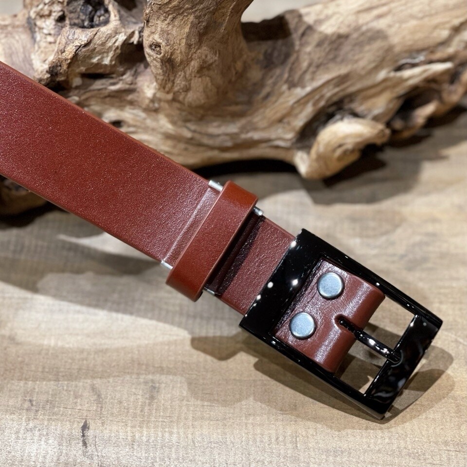 オイルレザー 1枚革 ベルト / 35mm幅 / BKバックル / 牛革 | WH1953