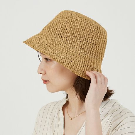 [^ԁF72509460044]yDesignzVvȂۂłRpNgȃVGbgۂĂAʂB_炩fނłԂSnGOODBgĥR[fɎdオtăIXX̃oPbgnbgłBꂽfUCƉKȒpŁA܂܂ȃV[Ŋ􂵂܂Bymaterialzy[p[fނŔɌyA_炩̂ŁAȆ̎ɂ֗łByStylingzJWAłAǂNXŏ炵ACeɍ킹̂fjȂǃtȃ{g̎̓V[YfB[ȃT_pvXō킹ΔoăIVɂ܂Ƃ܂܂B